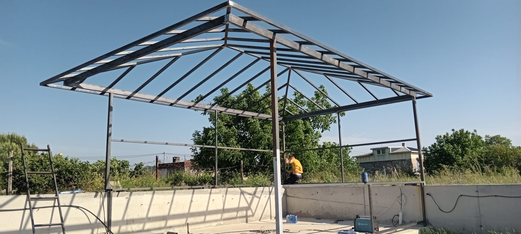 Yıldızlı Çelik Çatı